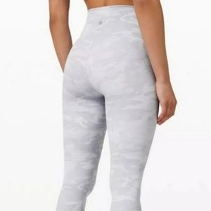 Lululemon Wunder Under Hi-Rise 28”